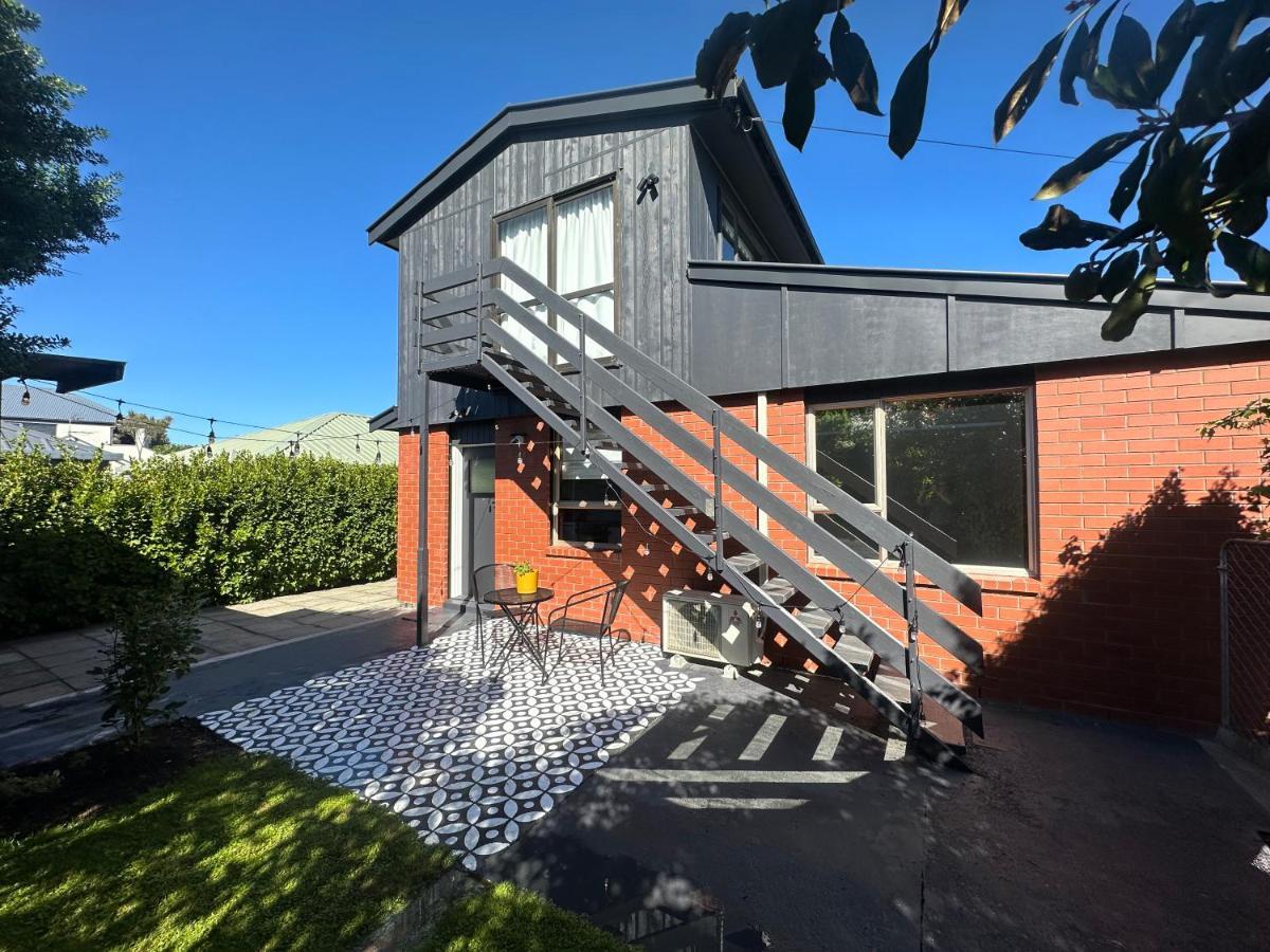 Beckenham Studio On Tree Lined Street ไครสต์เชิร์ช ภายนอก รูปภาพ